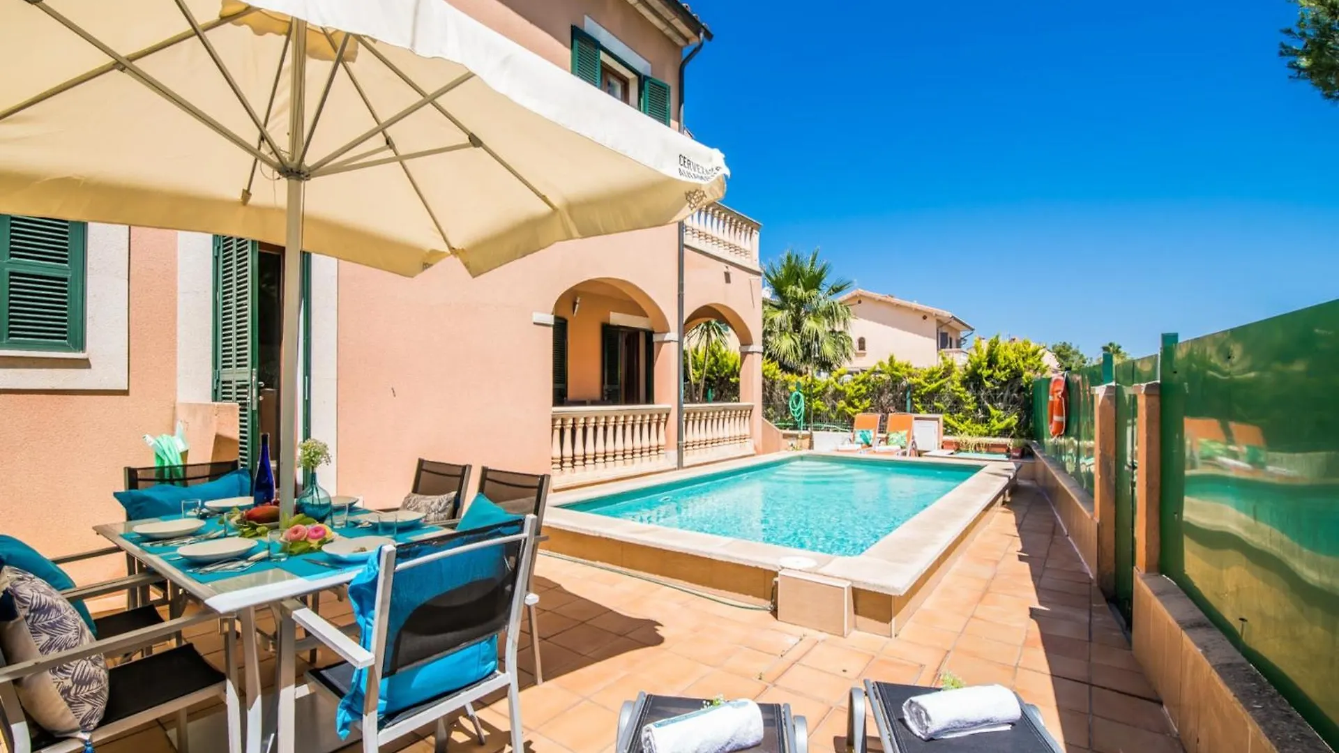 Apartment With Private Swimming Pool Alcudia  Alcudia (Mallorca)