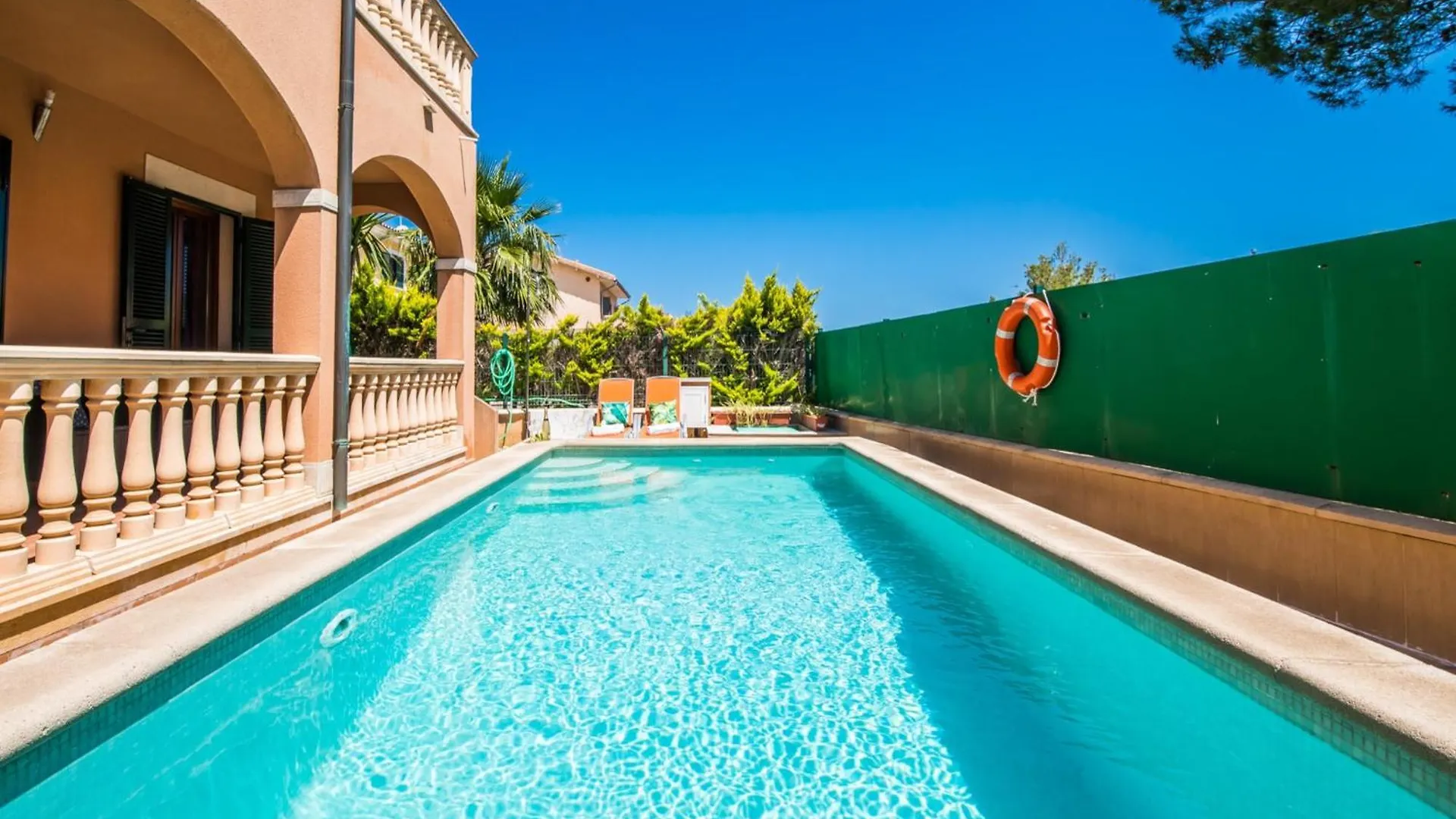 Apartment With Private Swimming Pool Alcudia  Alcudia (Mallorca)